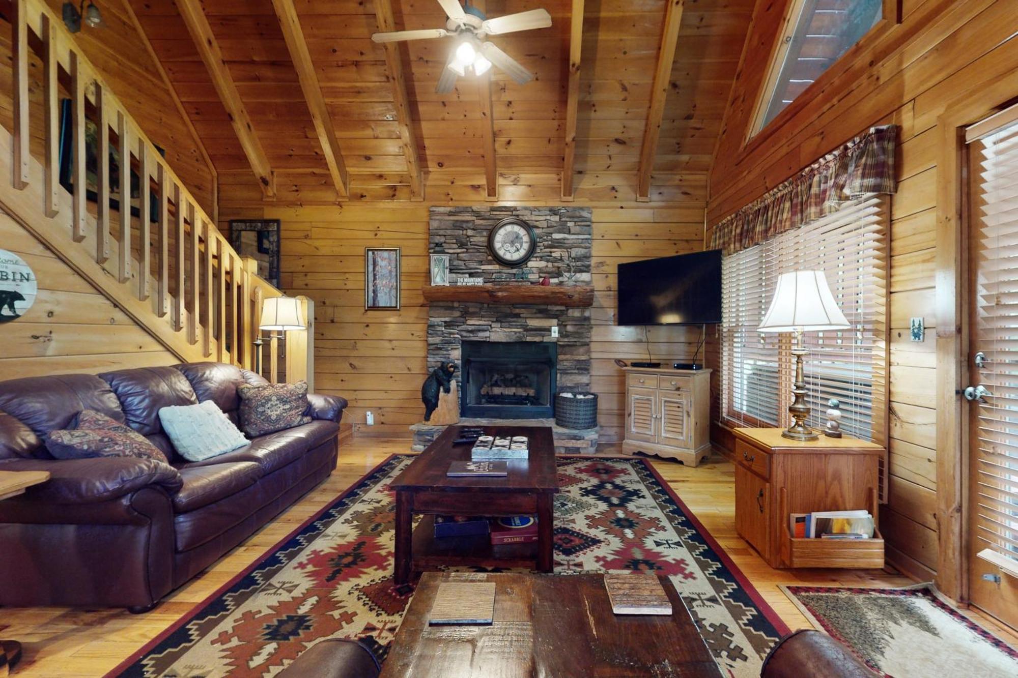 Bear Climbing Getaway Villa Pigeon Forge Exterior photo